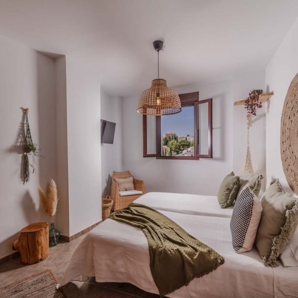 amanecer twin room 100