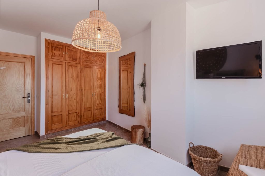 amanecer twin room 103