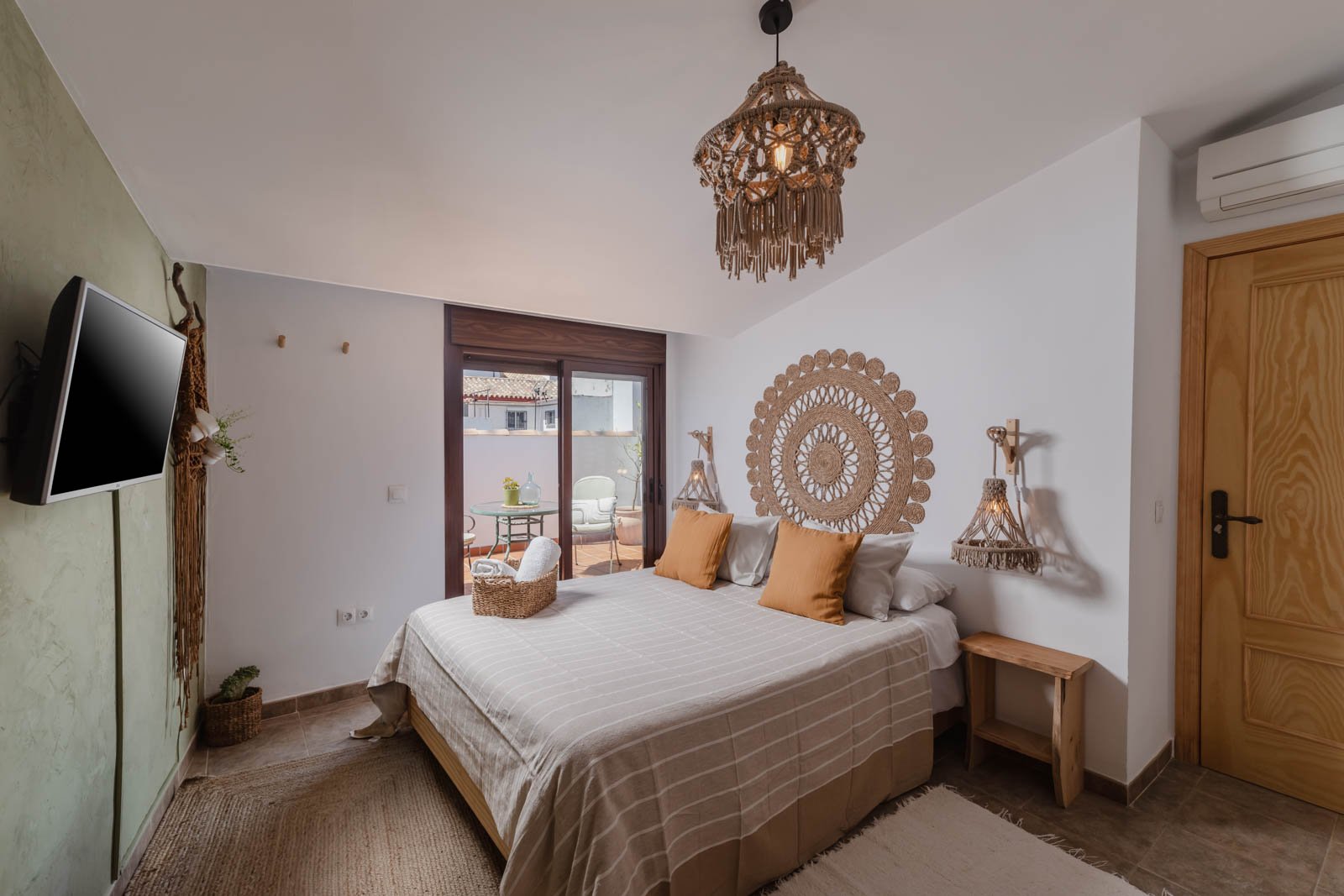 amare double bed room 101